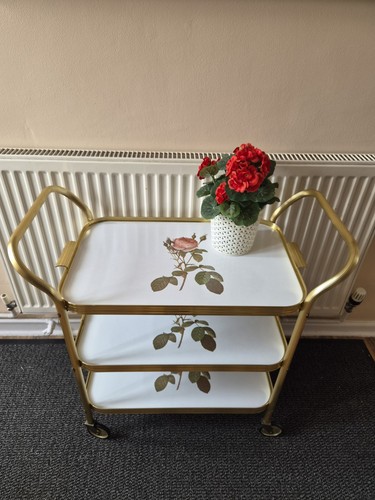 Vintage tier hostess serving - tier,